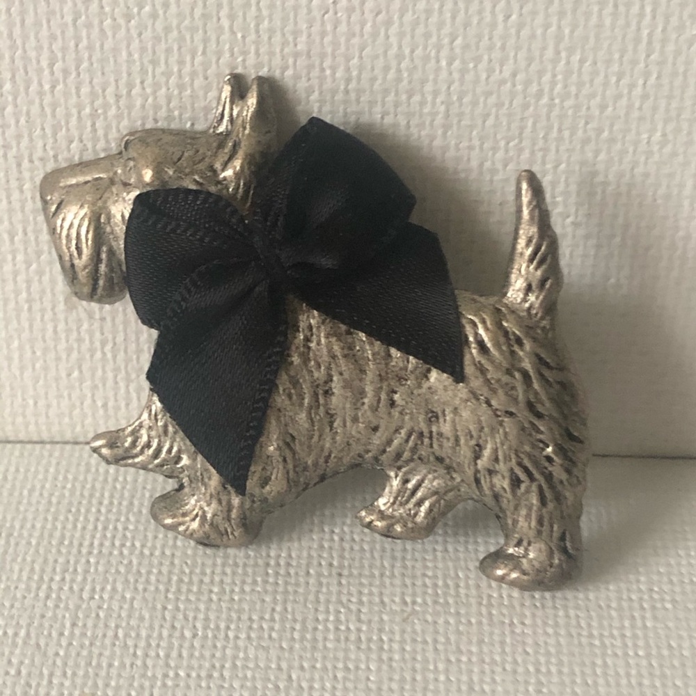 Brooch Scottish Terrier Dog Silver